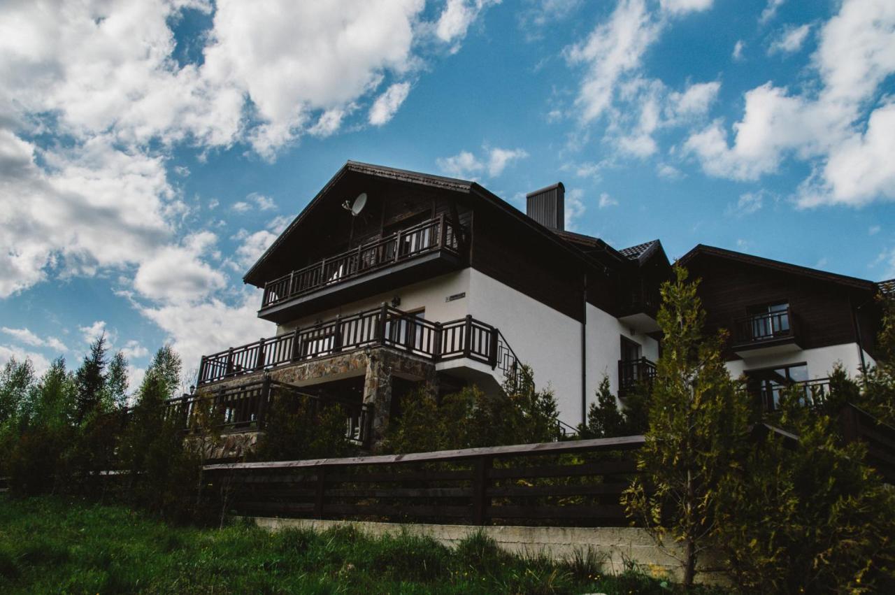Residence Nesh Tatariv Εξωτερικό φωτογραφία