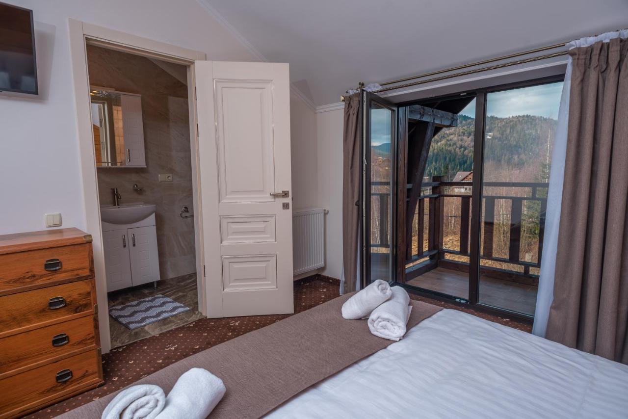 Residence Nesh Tatariv Εξωτερικό φωτογραφία