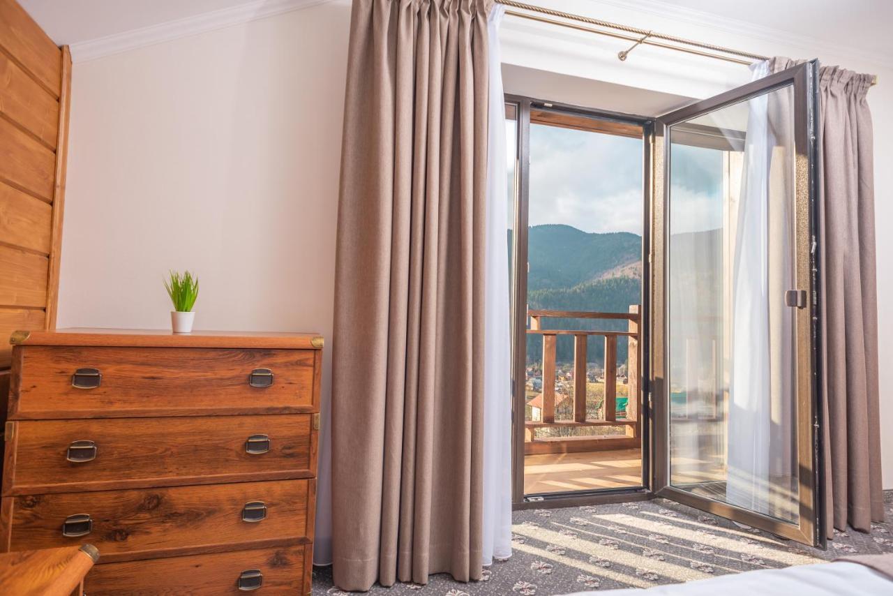 Residence Nesh Tatariv Εξωτερικό φωτογραφία