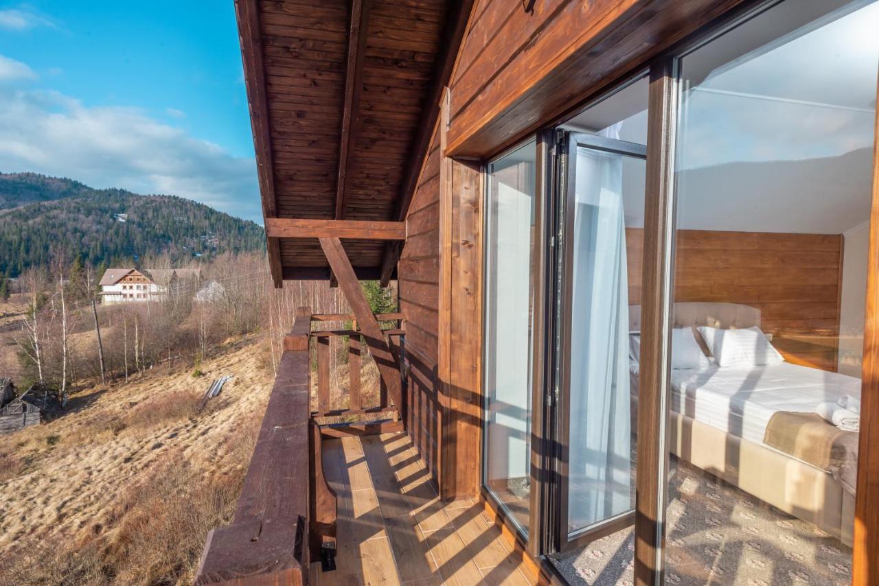 Residence Nesh Tatariv Εξωτερικό φωτογραφία