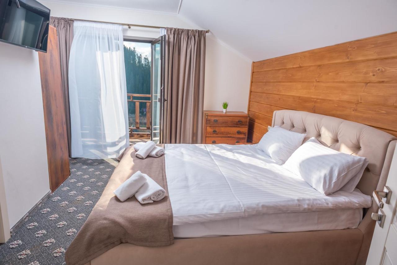 Residence Nesh Tatariv Εξωτερικό φωτογραφία